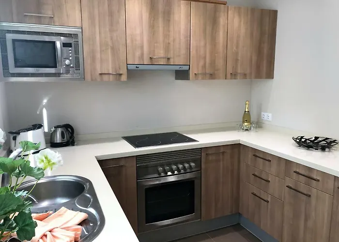 Noray Swan * بْوُرتو كاليرو